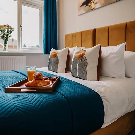 Homely, Close By, Fast Wifi Contractors Family, Garden Vakantiehuis Birmingham
