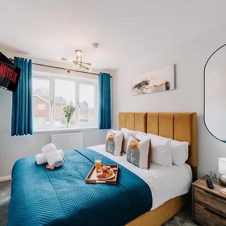 Homely, Close By, Fast Wifi Contractors Family, Garden * Birmingham